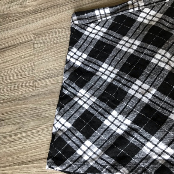 Plaid Skirt - Picture 2 of 3